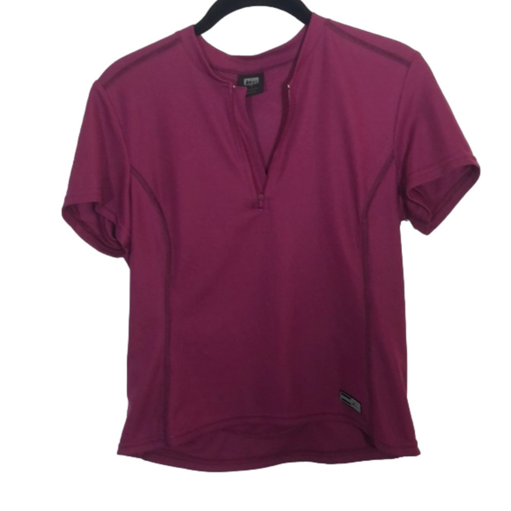 Rei bike top, size medium, plum color